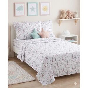 Paris Theme Twin Sheet Set – Urban Dreams 3‑Piece Bedding